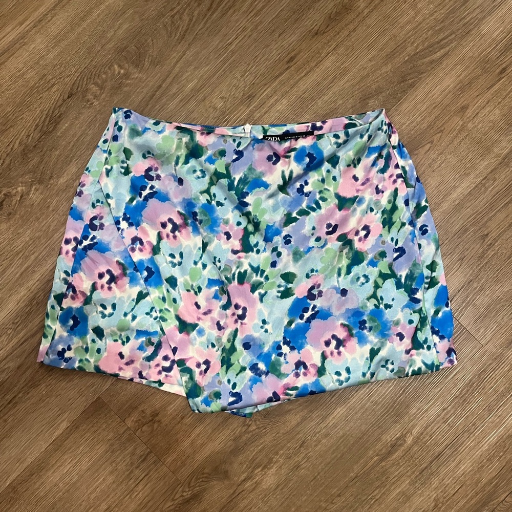 Zara floral spring skort